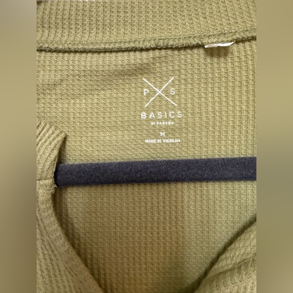 Olive Ribbed Crop Top - Picture 3 of 3